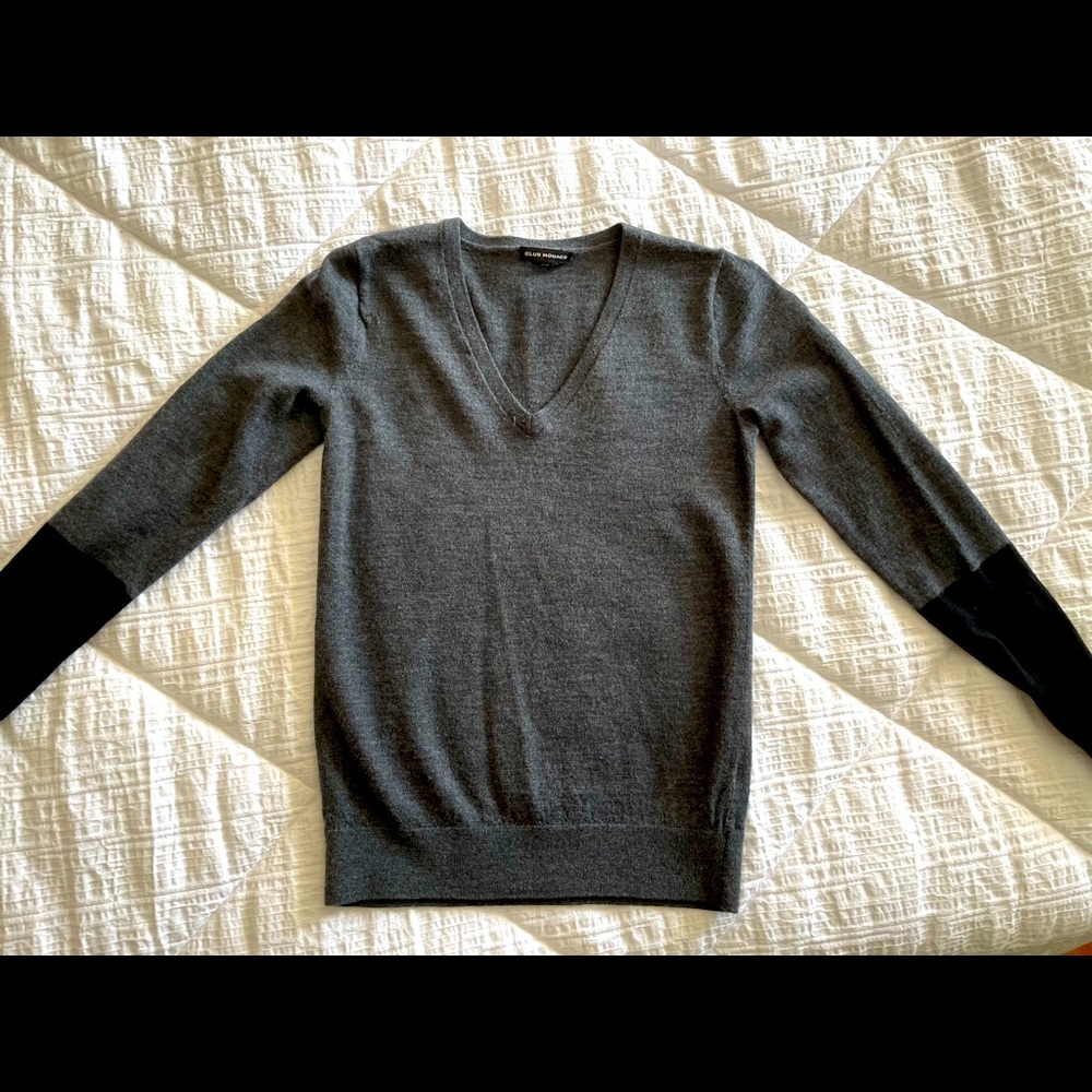 Club Monaco Sweater - Picture 3 of 3
